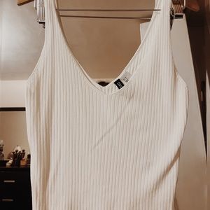 H&M CROPPED WHITE TOP RIB KNIT V-NECK SUMMER TOP CASUAL TOP CAMI TOP